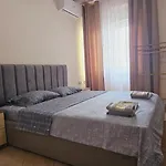 New Bazaar Side Bliss 2 Bed Room Apt With Free Garage