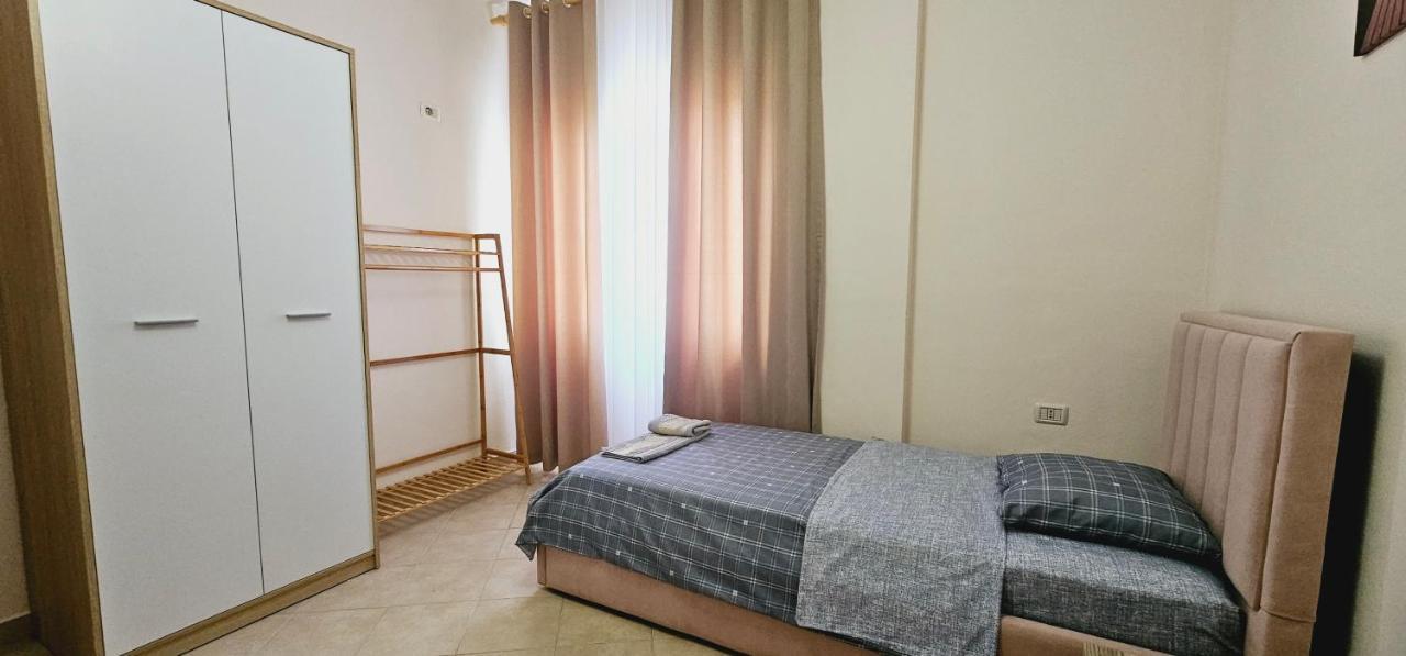 Apartament New Bazaar Side Bliss 2 Bed Apt With Free Garage *